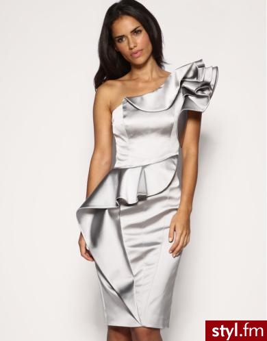 sukienka Karen Millen. sukienka Karen Millen. Cena: 180 funtów, około 865 zł
Kupisz w firmowych sklepach Karen Millen oraz w internetowym sklepie
Asos. - Pozostałe Ciuchy Moda