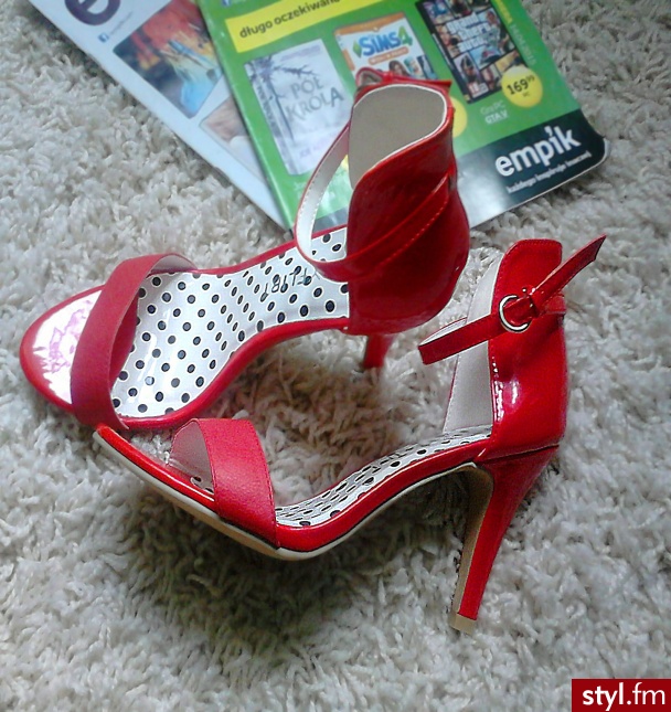 Szpilki Buty Moda