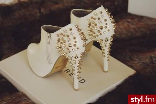 Szpilki Buty Moda