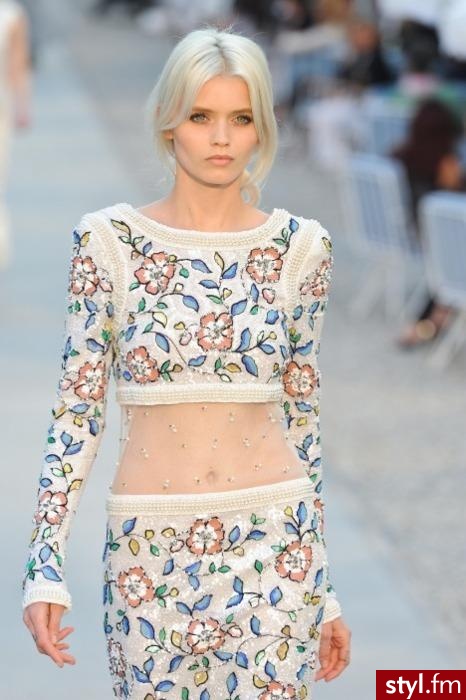 Sukienki Moda