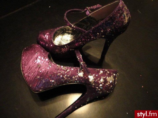 Szpilki Buty Moda