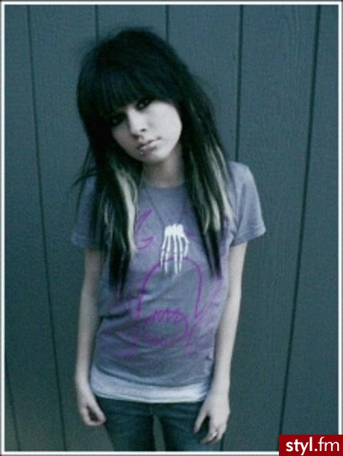 BriTTany KrameR <33 - EMO Alternatywne Średnie Fryzury