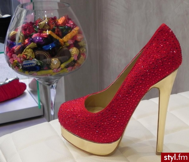 Szpilki Buty Moda