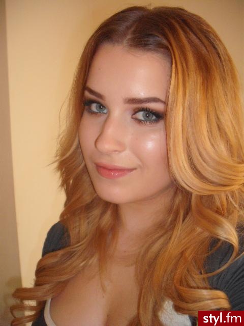Blond Rozpuszczone Kręcone Na co dzień Długie Fryzury