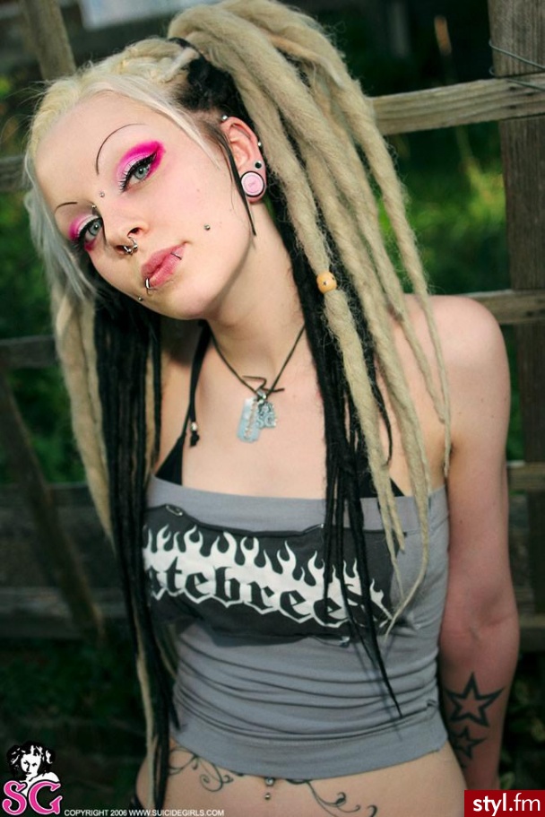 dreads. - Dredy Alternatywne Średnie Fryzury