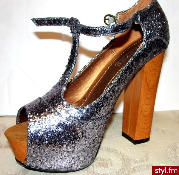 Sandały Buty Moda