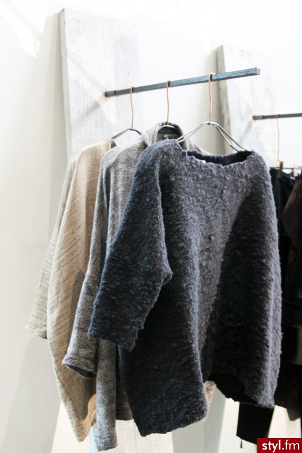 Swetry Ciuchy Moda