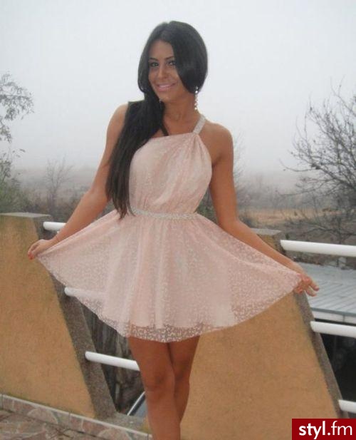 Sukienki Moda