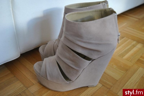 Pozostałe Buty Moda