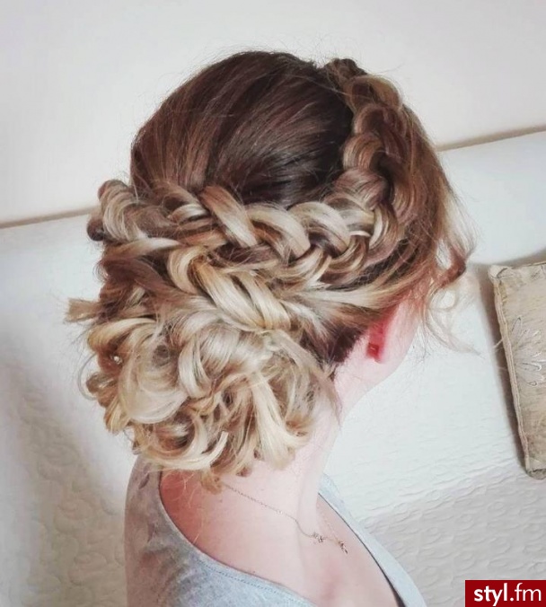 Blond Upięcie Kręcone Ślubne Długie Fryzury