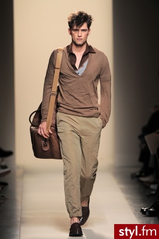 Swetry Ciuchy Moda