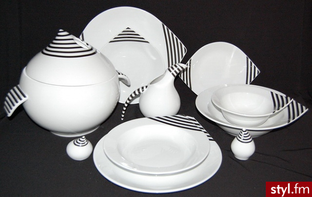 Porcelana chodzież serwis obiadowy 12 os kropla 7905 - Pozostałe Biżuteria Moda