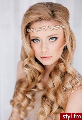 Blond Rozpuszczone Kręcone Ślubne Długie Fryzury