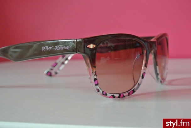 Betsey Johnson - Okulary Dodatki Moda