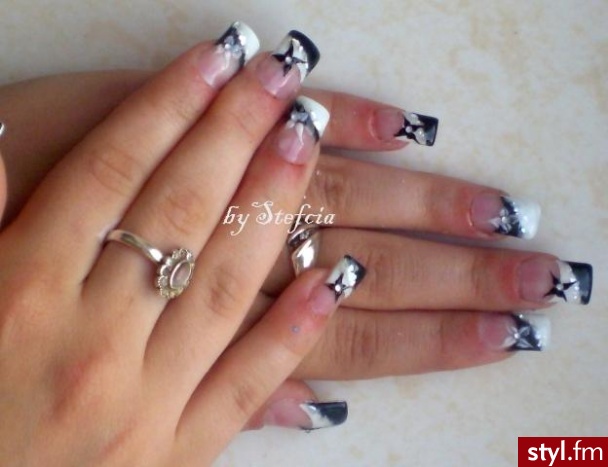 Pazurki Sylwii. źródło: http://nailsofdreams.blog.onet.pl/ - Paznokcie