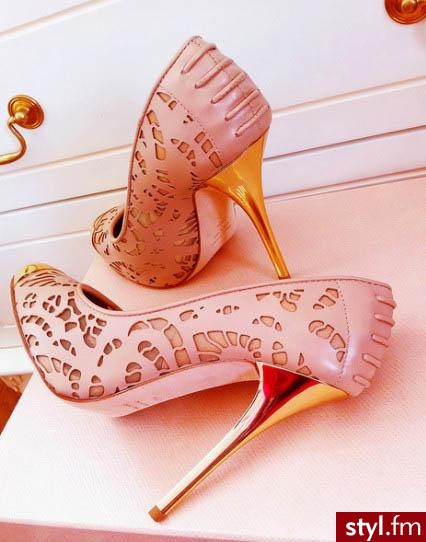 Szpilki Buty Moda