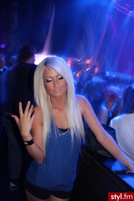 Blond Rozpuszczone Proste z grzywką Na co dzień Długie Fryzury