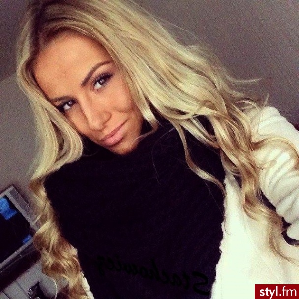 Blond Rozpuszczone Kręcone Na co dzień Długie Fryzury