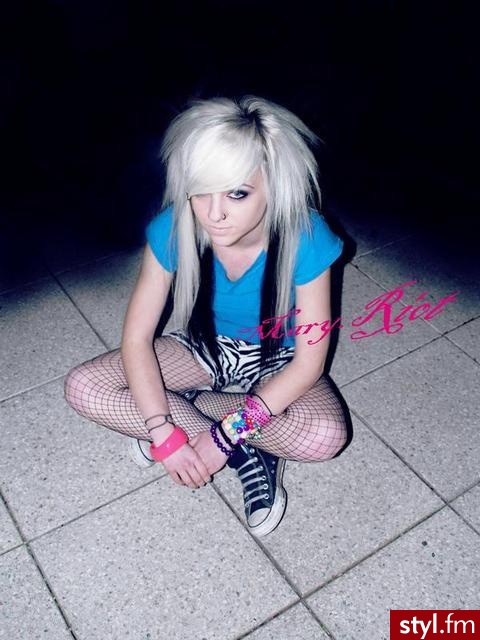 EMO Alternatywne Średnie Fryzury