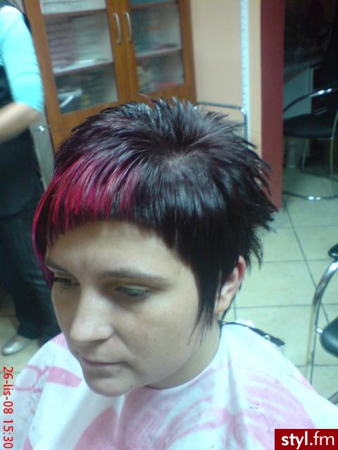 Salonik u Ani Anna Nieroda Bartoszyce ul.kopernika  8\1 tel.0897622180 Pełna satysfakcja klienta!!! - Średnie Fryzury