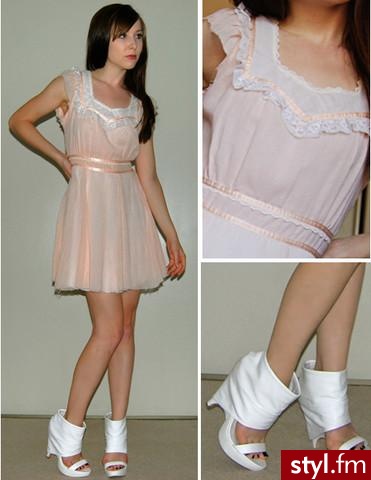 #  1. vintage DIY dress, vintage store, in dresses
# 2. white heels, ASOS, in heels/wedges - Pozostałe Ciuchy Moda