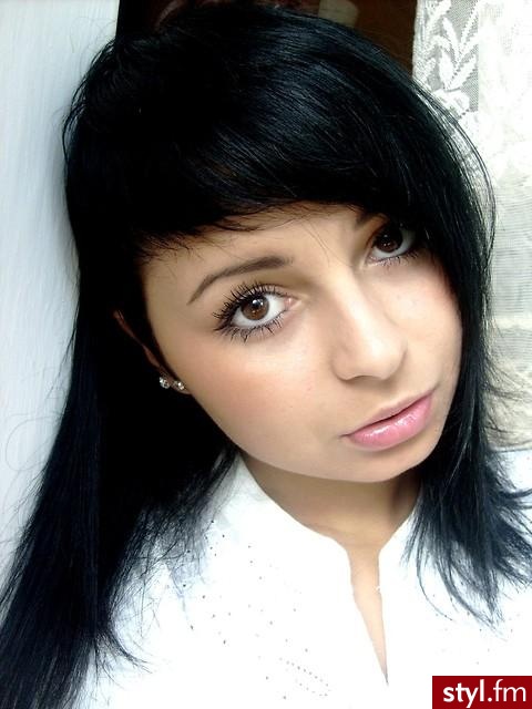asymetria - Średnie Fryzury