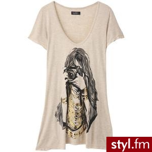 ＣＡＭＥＲＡ　ＧＩＲＬ - ＬＡＵＲＥＮ　ＭＯＳＨＩ - Polyvore. Pobrano ze strony: http://www.polyvore.com/%EF%BD%83%EF%BD%81%EF%BD%8D%EF%BD%85%EF%BD%92%EF%BD%81_%EF%BD%87%EF%BD%89%EF%BD%92%EF%BD%8C/thing?id=11980068 - Pozostałe Ciuchy Moda