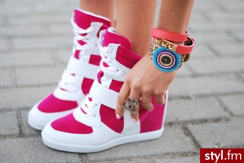 Pozostałe Buty Moda