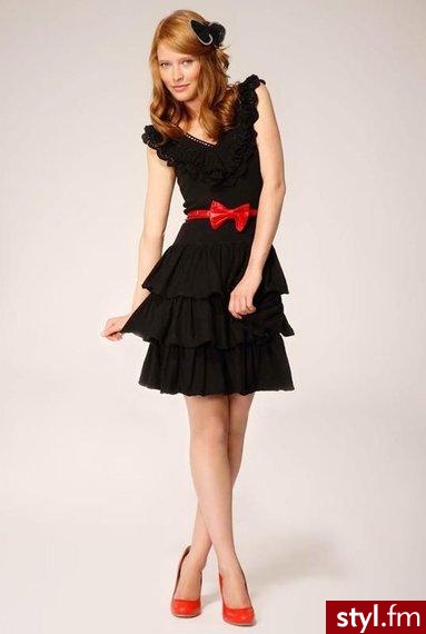 Jeśli jest, proszę napisać. Usunę:) - Pozostałe Ciuchy Moda
