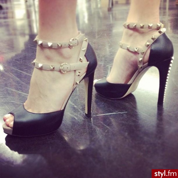 Szpilki Buty Moda