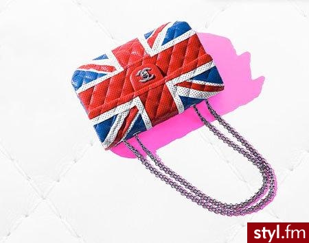 Limitowana torebka Chanel Union Jack wylansowana przez samą Agyness Deyn! - Pozostałe Torebki Moda