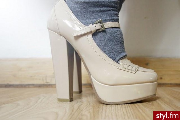 Szpilki Buty Moda