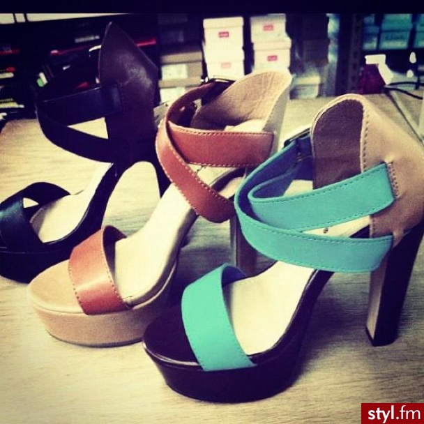 Sandały Buty Moda