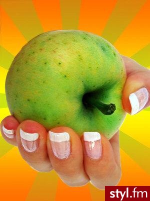 francuski manicure - Paznokcie