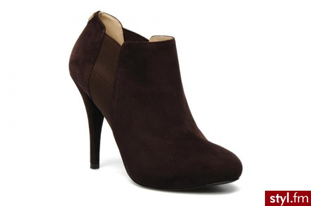 Guess PÓŁBUTY I BOTKI CARDEN BY GUESS (Brązowy) - Botki Buty Moda