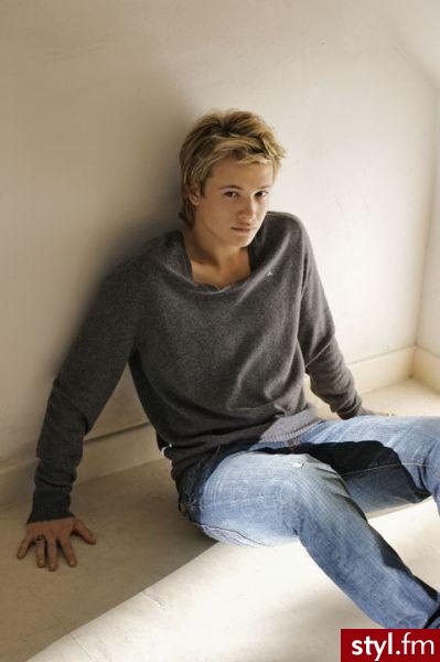 5. Ed Speleers - Średnie Męskie Fryzury