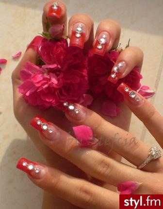 źródło: http://nailsofdreams.blog.onet.pl/ - Paznokcie