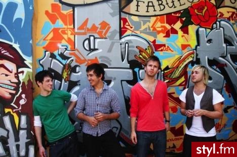 Stiff Dylans - Moda uliczna Inne Moda