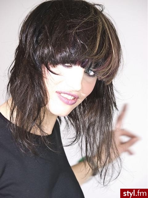 Średnie Fryzury