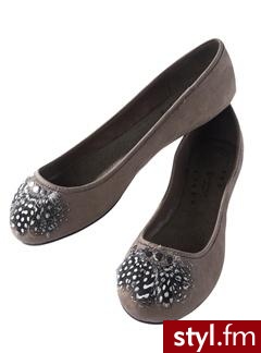 Feathers trim ballerinas - Beige - Promod. Pobrano ze strony: http://www.promod.co.uk/footwear/ballerinas/feathers-trim-ballerinas-beige-R1290038050.html?UO=ATD - Pozostałe Buty Moda