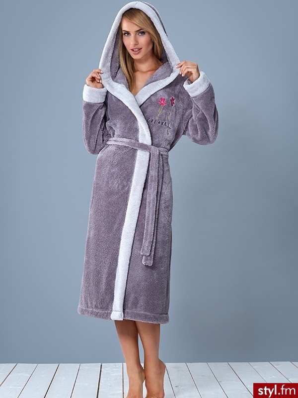 http://www.sklep-biustonosze.pl/Szlafrok-ADELL-DL-p65404 - Szlafroki Bielizna Moda