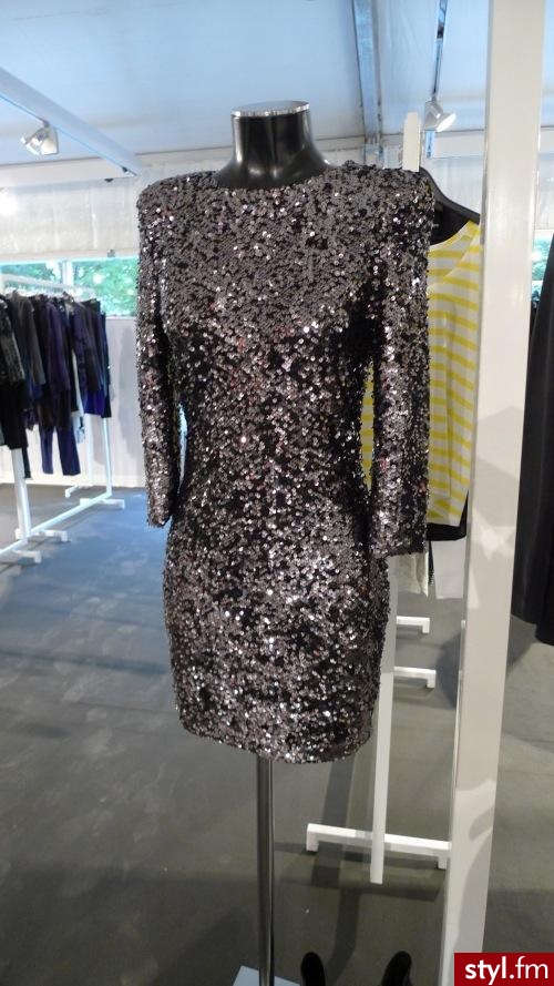 Sukienki Moda