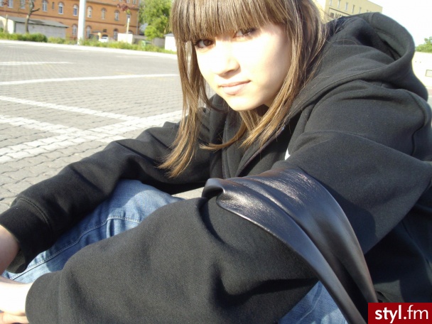Średnie Fryzury