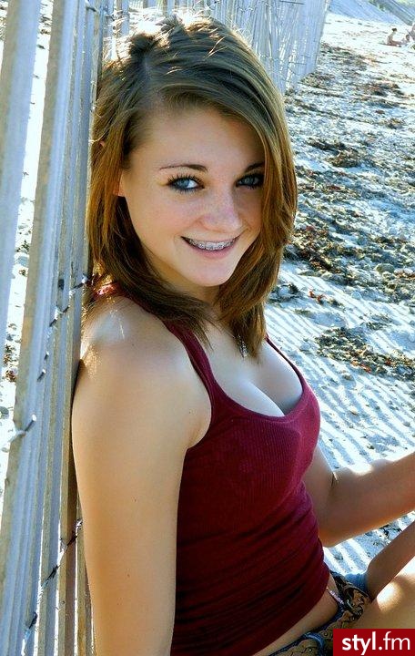 Średnie Fryzury