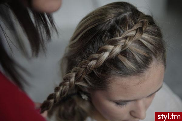 Upięcie Proste Na co dzień Średnie Fryzury