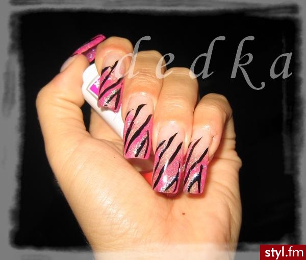 :) - Paznokcie