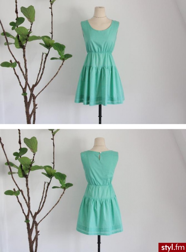 Sukienki Moda