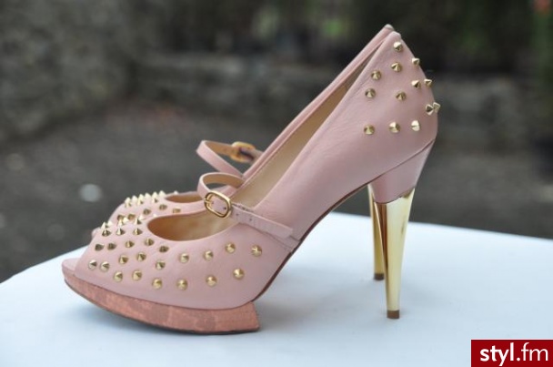Szpilki Buty Moda