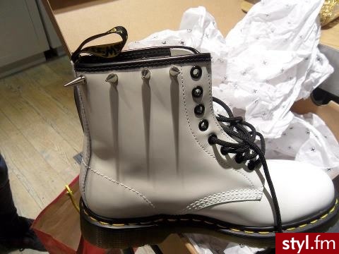 Glany Buty Moda