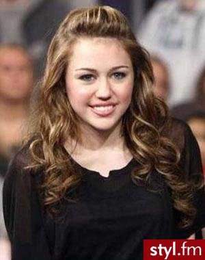 miley. jest dla długich włosów - Długie Fryzury